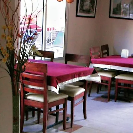 Ercan Bed and breakfast 2*