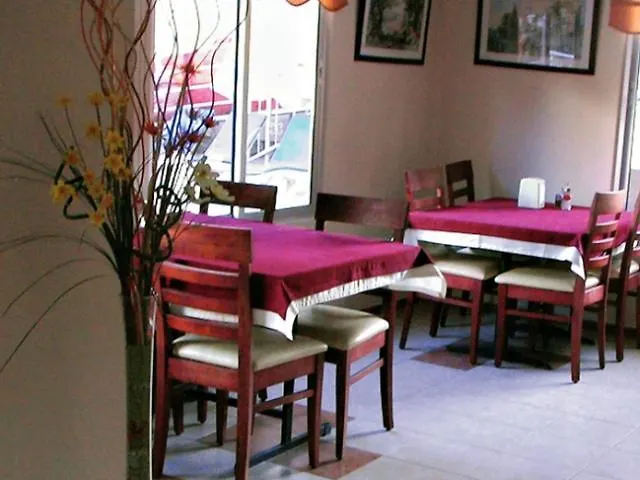 Ercan Bed & Breakfast 2*